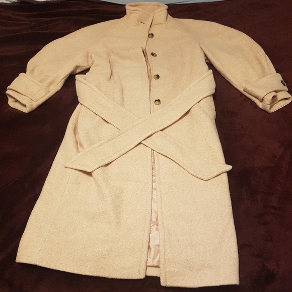 Ballon Sleeve Funnel Neck Coat - Picture 6 of 7